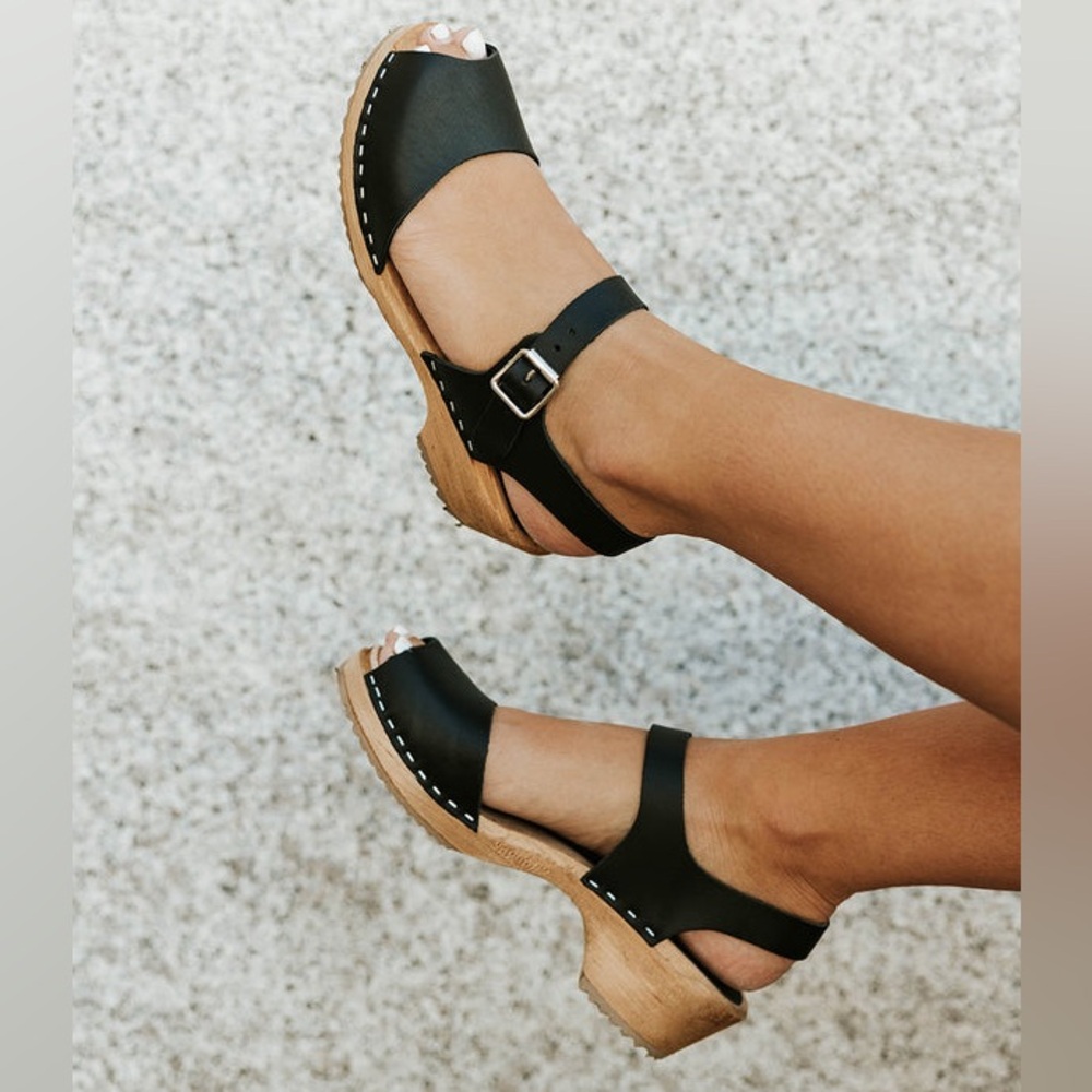 MIA Anja Clogs wood and Black Leather Women's strap Sandals EU40 US 10